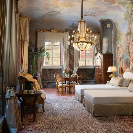 Piazza Pitti Palace - Residenza D'Epoca Флоренция Екстериор снимка