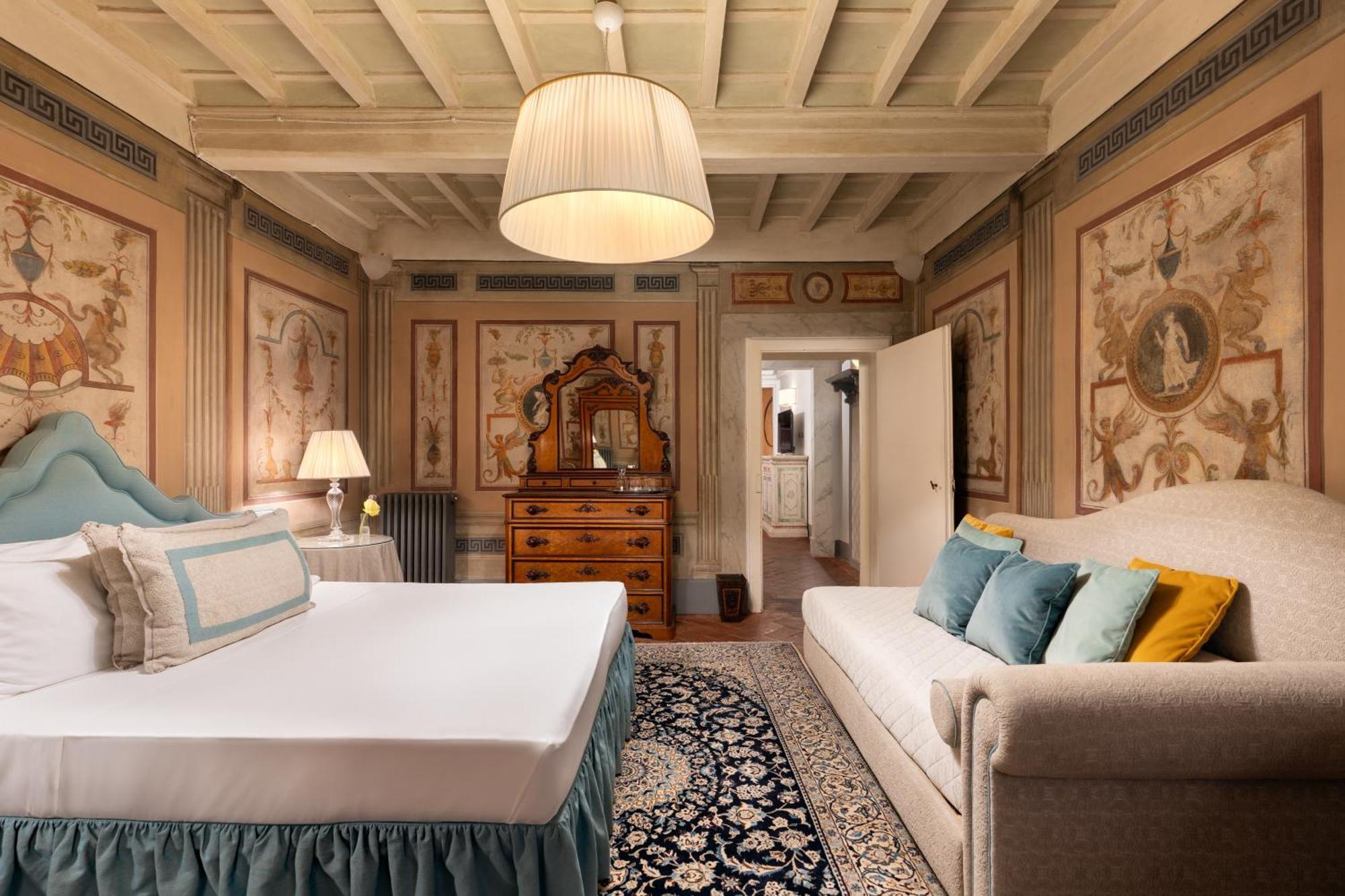 Piazza Pitti Palace - Residenza D'Epoca Флоренция Екстериор снимка