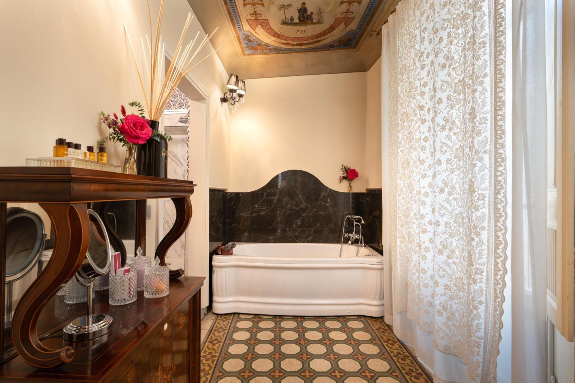 Piazza Pitti Palace - Residenza D'Epoca Флоренция Екстериор снимка