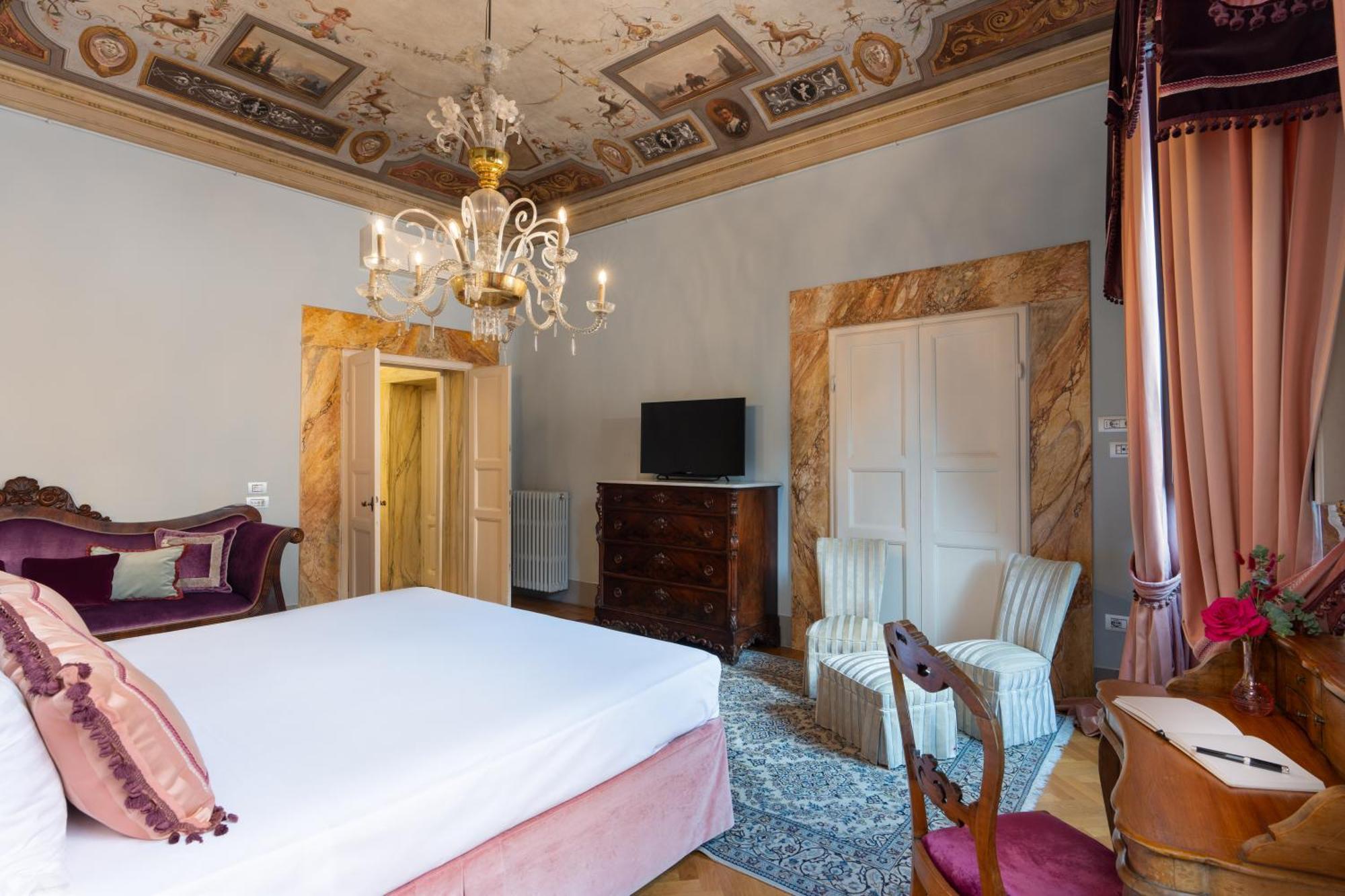 Piazza Pitti Palace - Residenza D'Epoca Флоренция Екстериор снимка