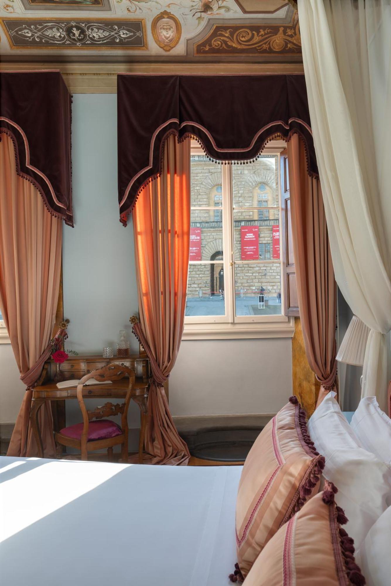 Piazza Pitti Palace - Residenza D'Epoca Bed & Breakfast Флоренция Екстериор снимка